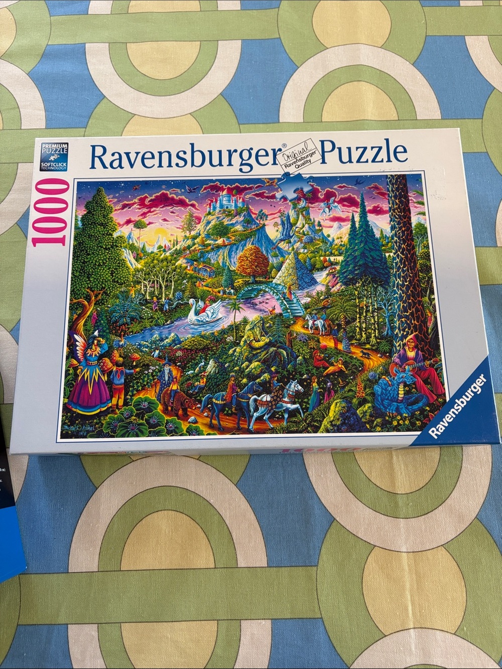 Lot of (2) Ravensburger puzzles - Picture 2 of 5